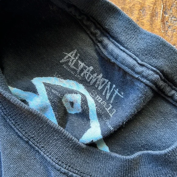 Altamont Gray Top - Picture 3 of 3